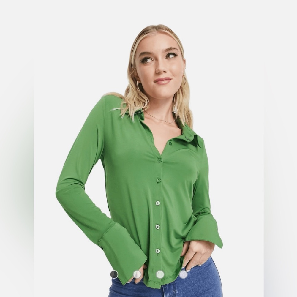 Abercrombie & Fitch, Green Button-Up Women's Top. Size small.